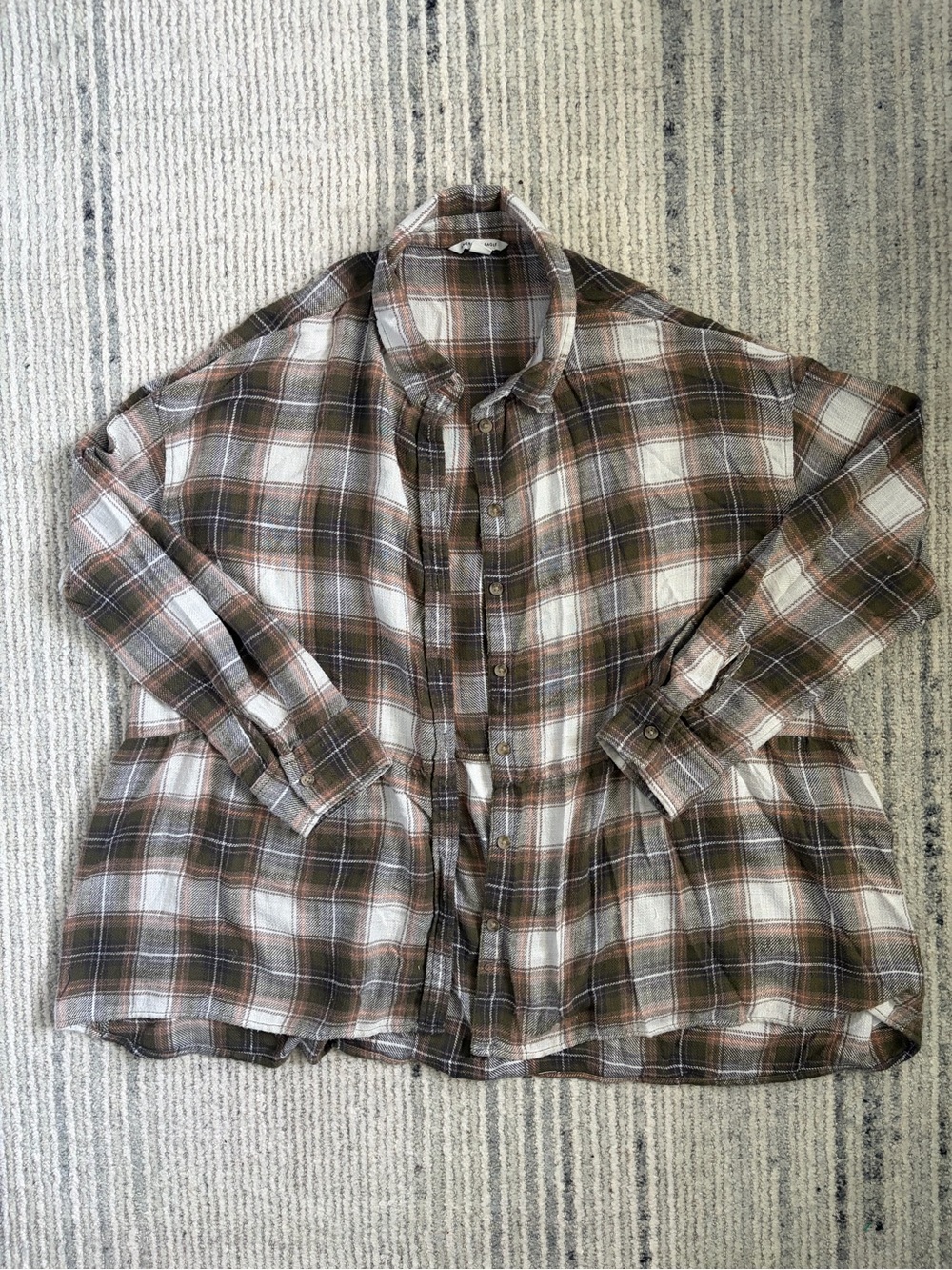 Women’s Brown Plaid Button-Up Shirt